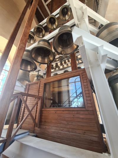 Экскурсия на колокольню Петропавловского собора  и праздничный карильонный концерт